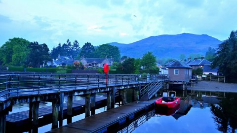 Private Luss & Loch Lomond Day Tour by Chauffeur