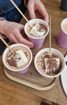 Glasgow Food Tour - The Merchant City Stroll