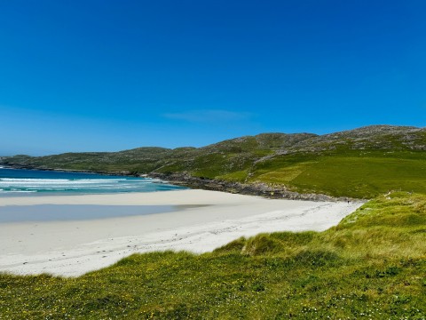 Outer Hebrides Island Hopscotch (Drive & Hike)
