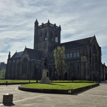 Glasgow and Paisley Day Tour